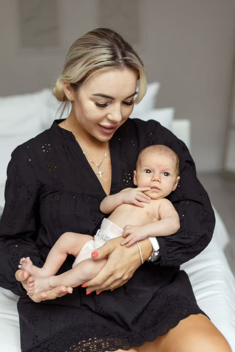 Review by Lynnette Bourke